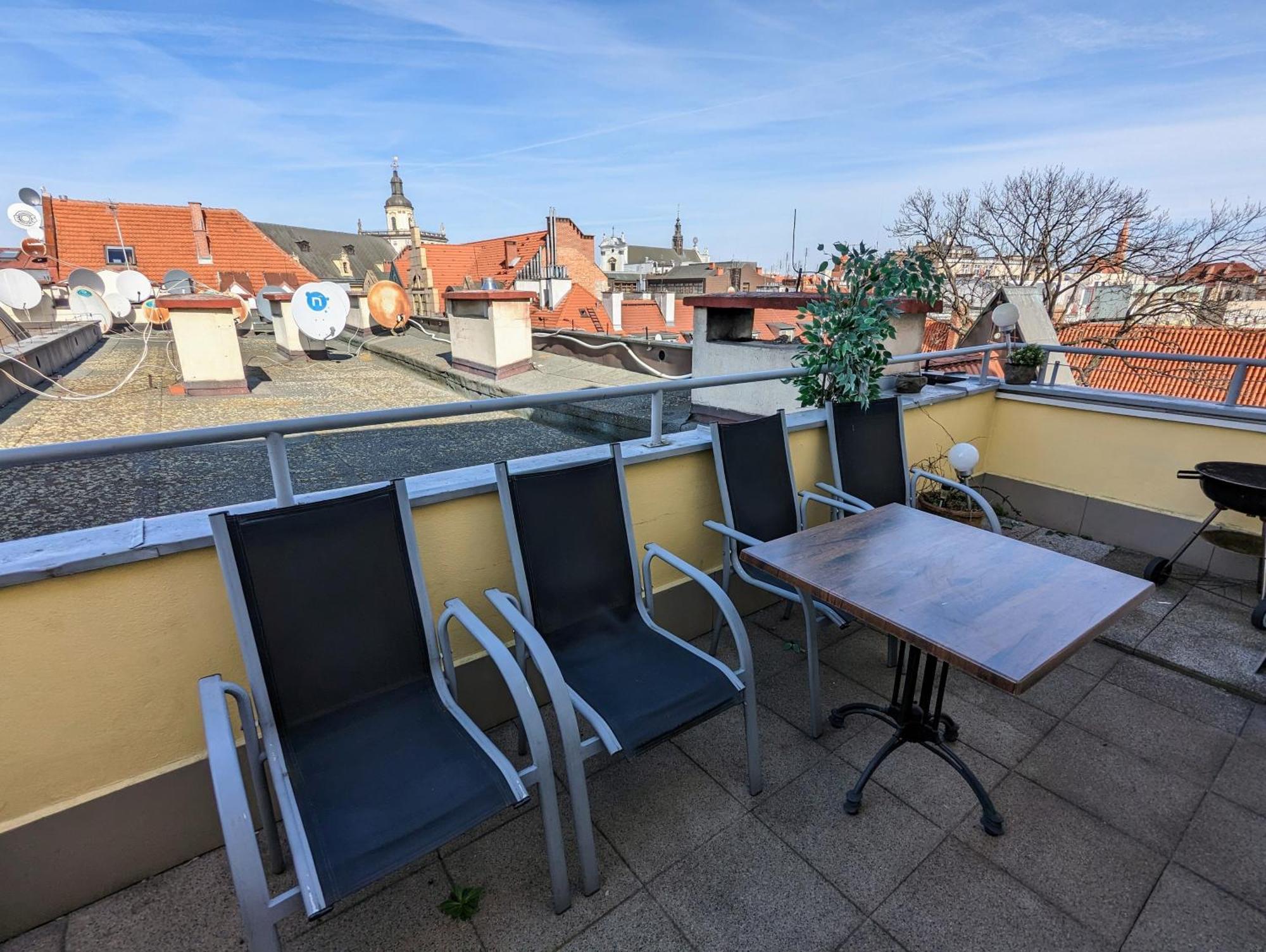3-Bedroom Apt In Town Square Wrocław Exterior foto